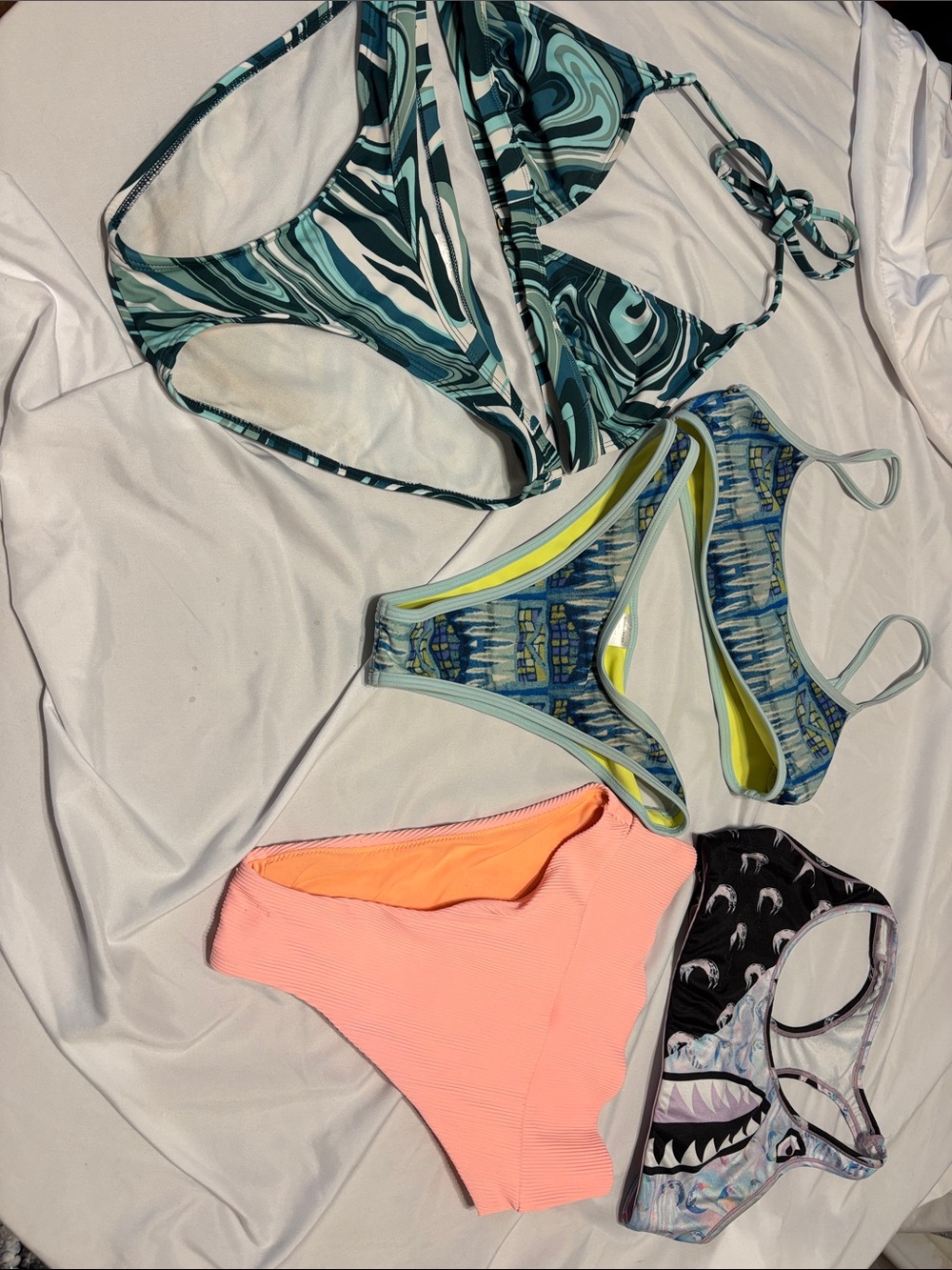 Lot of 3 / Xhilaration, aero, Ethiko Bikinis S/XS